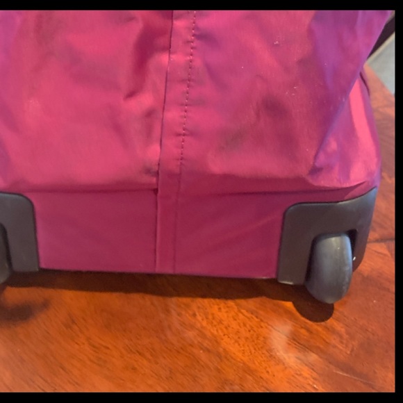 Tumi Voyager Duffel - Picture 8 of 8